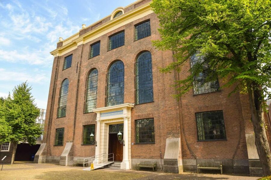 Skip-the-line Portuguese Synagogue, Jewish Amsterdam Tour - The two-hour tour: a focused look at the Jewish Quarter