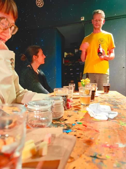 Skipping Lines & Sipping Beers: A History Tour of Amsterdam - Why this tour works for a first afternoon in Amsterdam