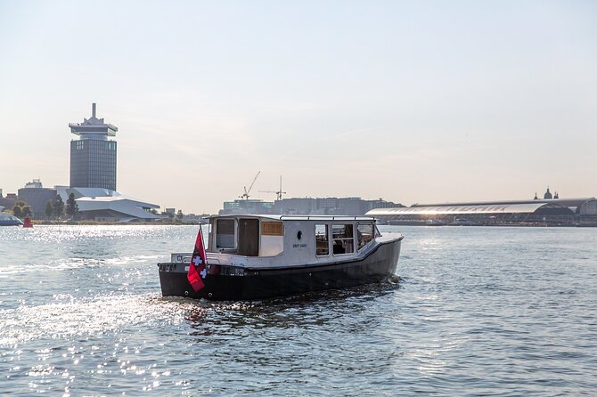 Small Group Boutique All-Inclusive Tour (max 12 p) With Captain - Towers, defense walls, and Rembrandt’s Amsterdam