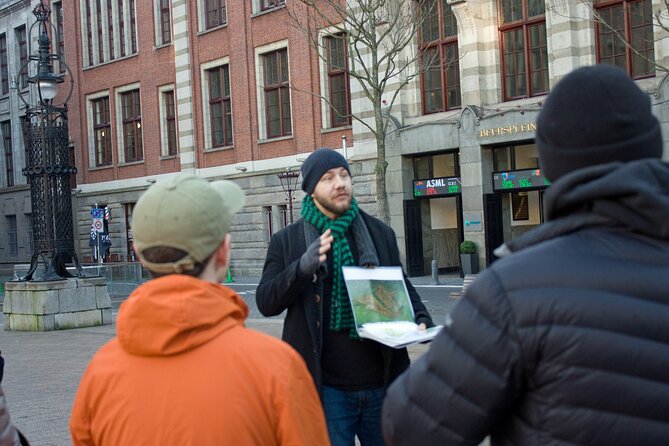 The Anne Frank Tour (Jewish Neighborhood & Amsterdam during WWII) - The guides are a major part of the experience