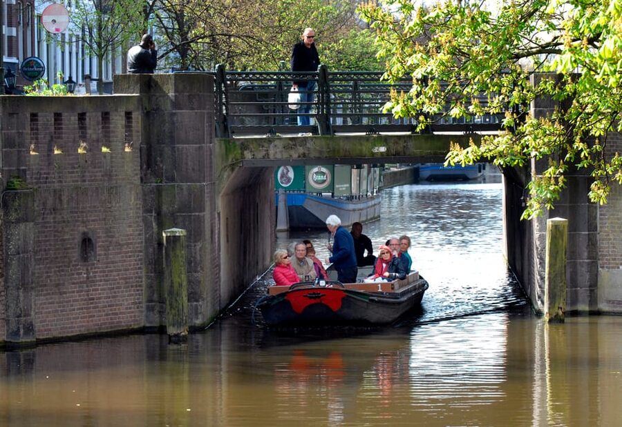 The Hague: City Canal Cruise - Is $17 a fair price?