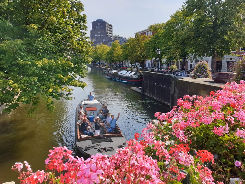 The Hague: City Canal Cruise - Ninety minutes on The Hague’s canals