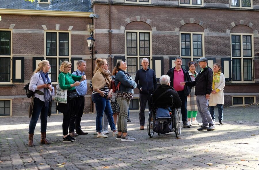 The Hague: City Walking Tour - Hofvijver gives the tour its best pause