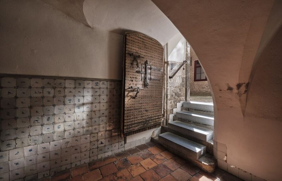 The Hague: Prison Gate Museum - From city entrance to court of punishment