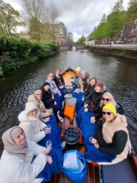 The Hague: Private Boattour up to 10 persons - Is the Private Price Good Value?