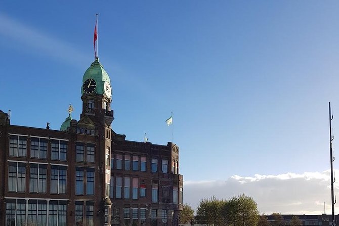 The Hague & Rotterdam: Past and Future Tour - An unspecified architectural stop