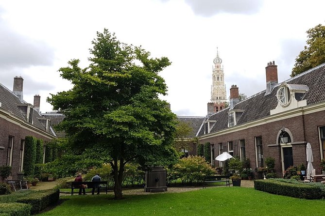 The rise of Haarlem: Culture, History, Art and Architecture Walking Tour - The quiet world of Haarlem’s Hofjes