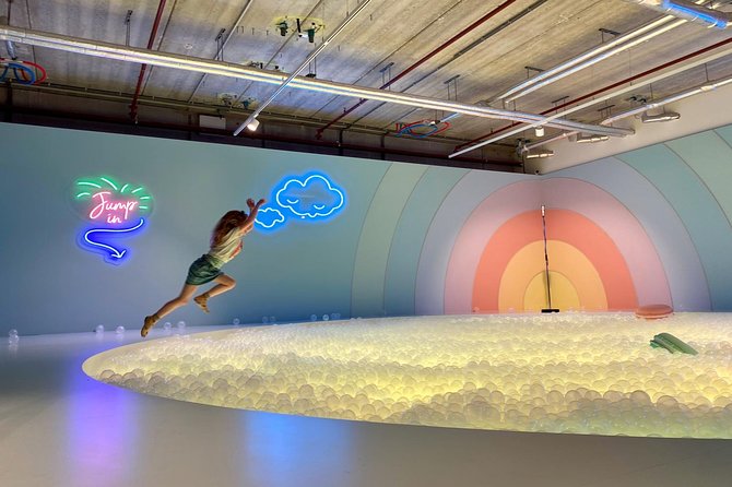 The Upside Down Museum Amsterdam Admission Ticket - Why a 9:30 a.m. slot can change the visit
