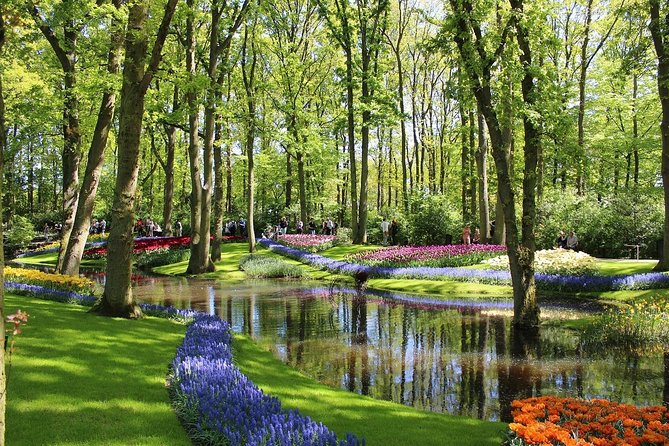 Tour to Giethoorn and Keukenhof Tulip Fields from Amsterdam - Who will enjoy this tour most?