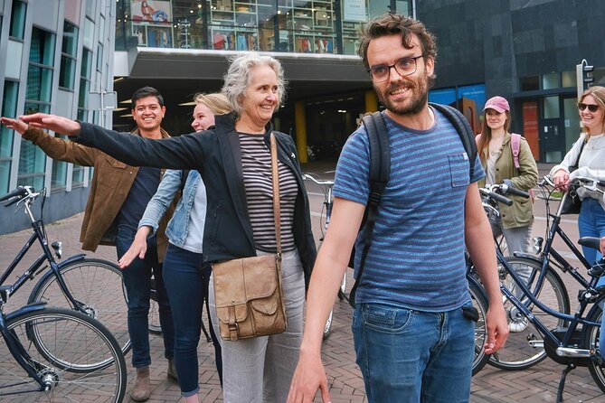 Utrecht Food Tour with local guide - Last Vegas goes all in on vegan comfort food