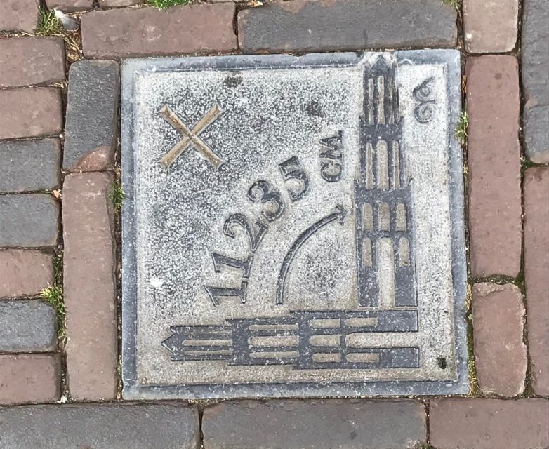 Utrecht: Guided Highlights Walking Tour - Canals at both street levels