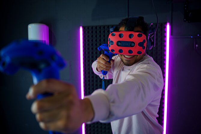 Virtual Reality Experience in Netherlands - Cooperative play or a friendly contest