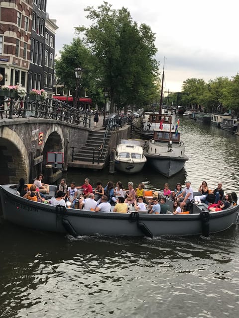 Visit Amsterdam by Boat with a French Guide (french) - Entrepotdok and the return to Oosterdok