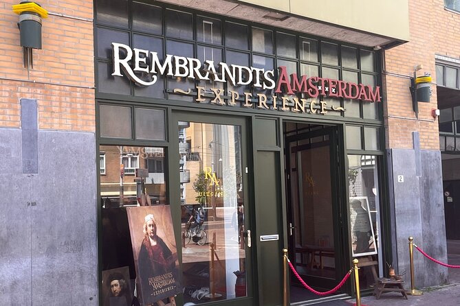 Visit Rembrandts Amsterdam - Starting at Leidseplein and meeting Rembrandt in Amsterdam