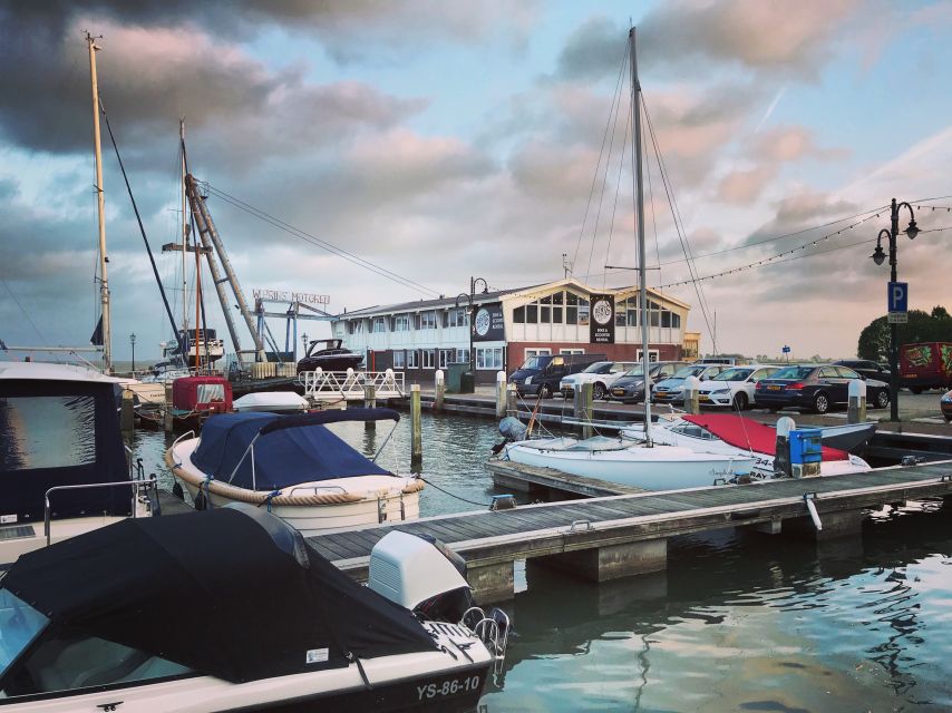 Volendam: E-Fatbike Rental - Marken and the 10-kilometer dike