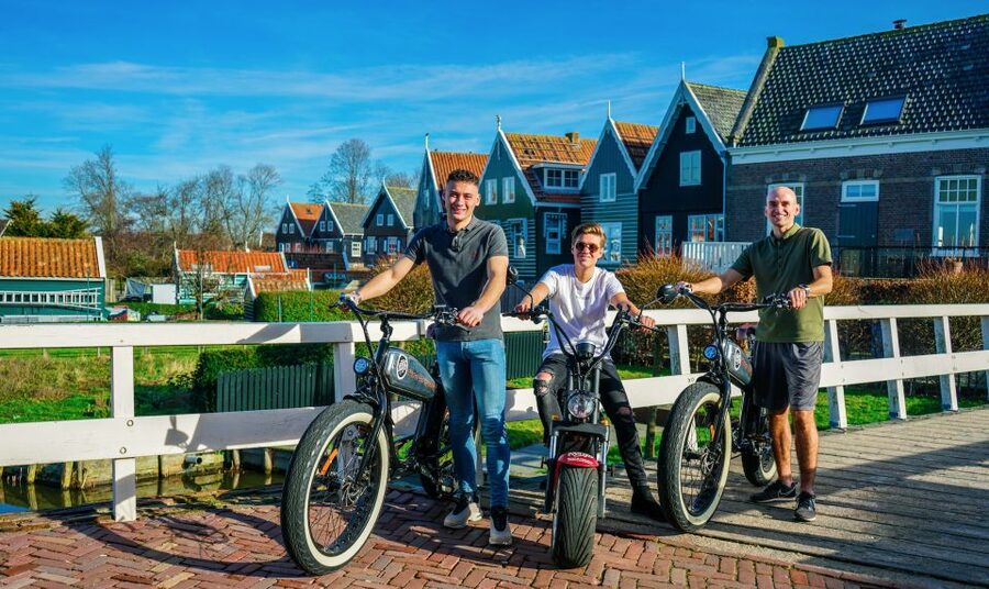 Volendam: E-Fatbike Rental - What the $42 price really includes
