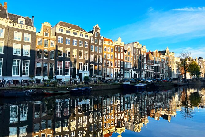 Walking Tour about Golden Age Architecture, private local guide - Ronde Lutherse Kerk and the ambition of a dome