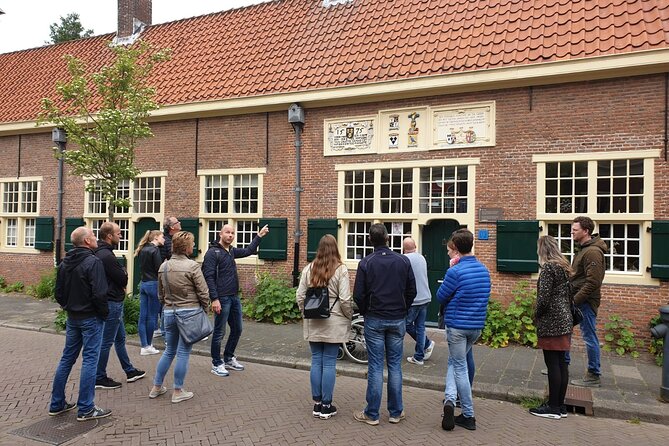 Walking Tour of Delft - The City of Orange and Blue - What the guides add to the experience