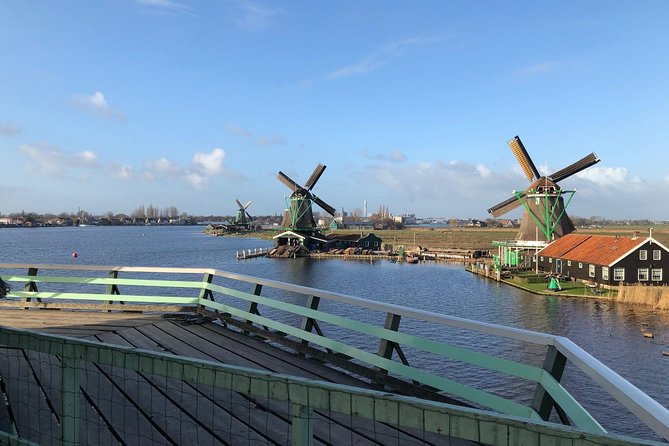 Windmill village Zaanse Schans from Amsterdam Central Station - Meeting Diana at Amsterdam Central Station
