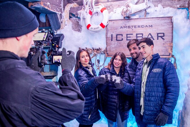 Xtracold Icebar Amsterdam, 3 Drinks Included - Who will enjoy this most?