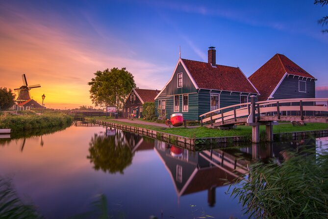 Zaanse Schans and Cheese Tasting Guided Tour from Amsterdam - Why Zaanse Schans makes a good short trip
