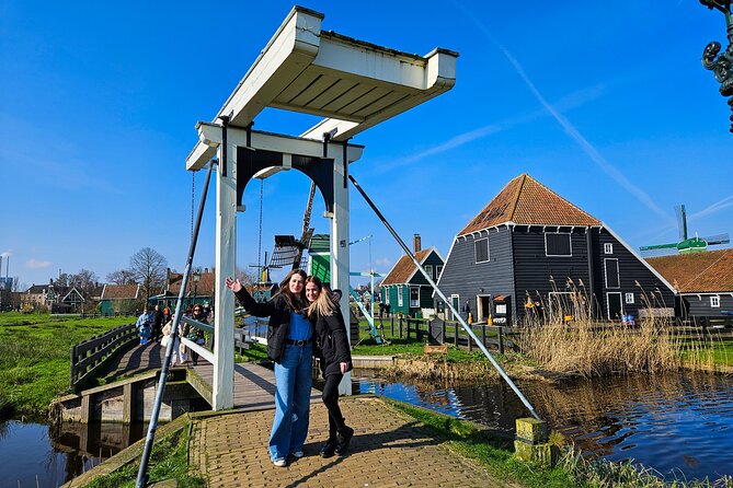 Zaanse Schans and Cheese Tasting Guided Tour from Amsterdam - Dutch cheese at Catharina Hoeve