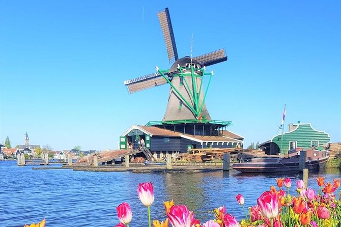 Zaanse Schans and Volendam Private Tour – Clogs, Cheese and More - Zaanse Schans: windmills with real working parts