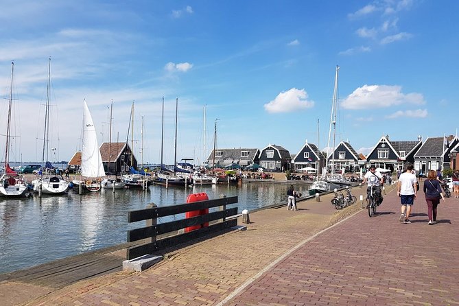 Zaanse Schans and Volendam Private Tour – Clogs, Cheese and More - Volendam: a harbor walk and local food