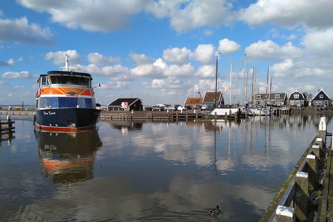 Zaanse Schans and Volendam Private Tour from Amsterdam - The guide matters more than the vehicle