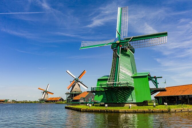 Zaanse Schans private tour Windmills 1/2 day in Jaguar S Type - Why Zaanse Schans works well for a half-day