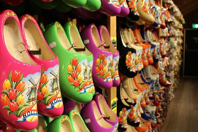 Zaanse Schans, Volendam & Edam: Private tour (Max 3 per) - Volendam, where cheese and the sea shape the visit