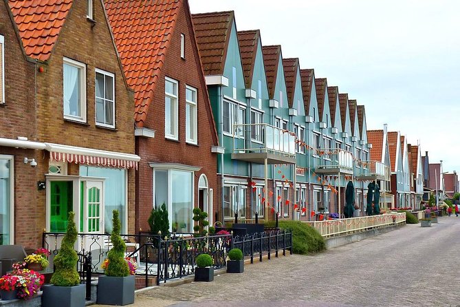 Zaanse Schans, Volendam & Edam: Private tour (Max 3 per) - How the $180.62 price works for you